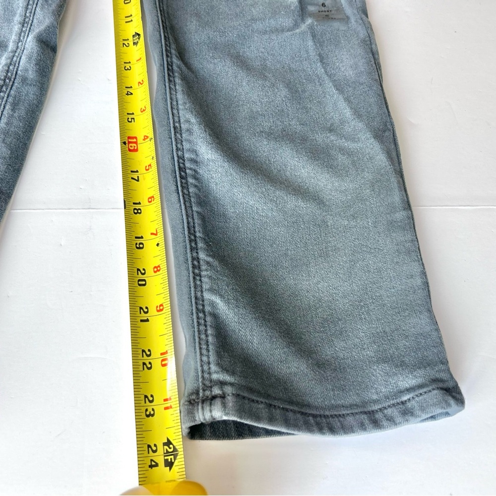 🍒(A464) NWT American Eagle Mom Jean Stretch. Dark Gray. Size: 6/28W Short - Picture 9 of 13
